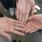 SCHMUCK & VINO – dein entspanntes  Schmuck Event mit Wein & Kreativität 🍷✨